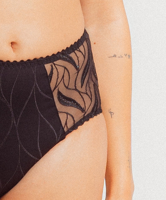 Louisa Bracq Julia Rio Brief - Noir