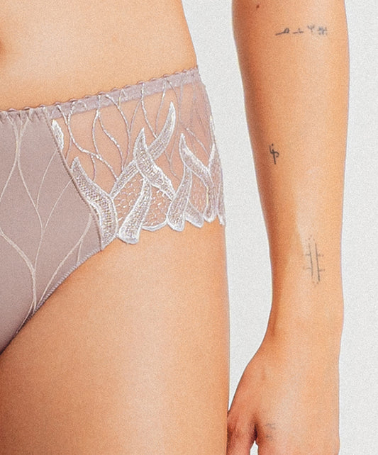 Louisa Bracq Julia Shorty - Taupe